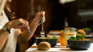 Mindful Eating Tips To Lose Weight: Healthy Eating Habits